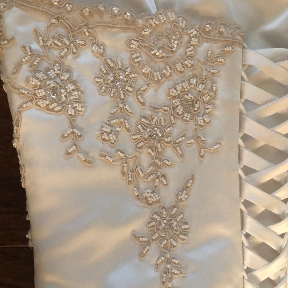 Maggie Sottero Couture wedding gown Sz 10 - Picture 11 of 13